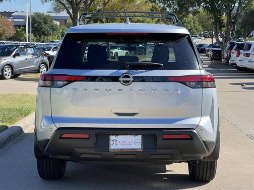 2025 Nissan Pathfinder SV FWD