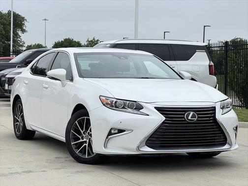 2017 Lexus ES 350 Base