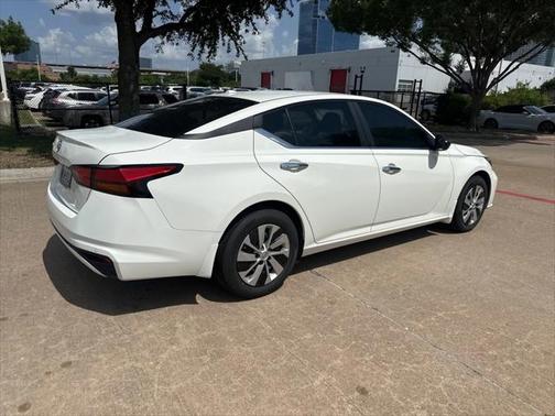 2025 Nissan Altima S FWD