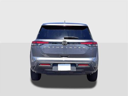 2025 Nissan Pathfinder S FWD