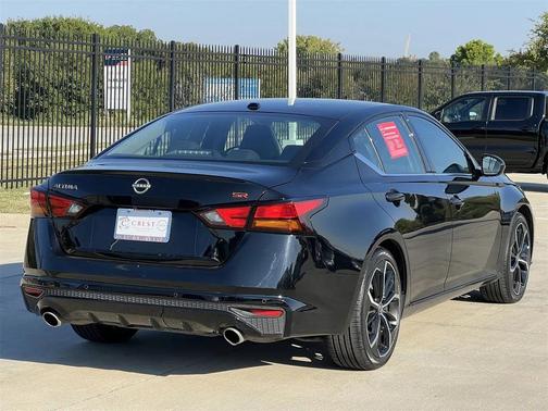 2024 Nissan Altima SR FWD