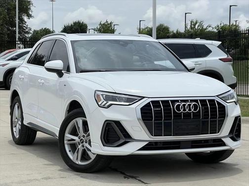 2023 Audi Q3 45 S line Premium Plus