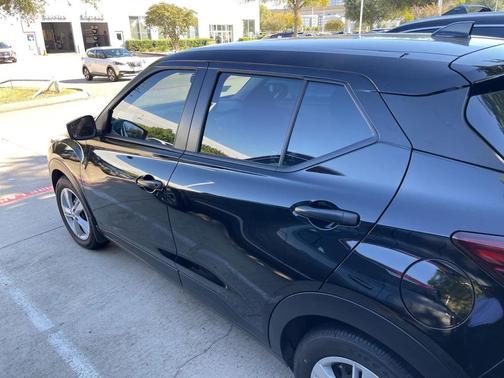 2025 Nissan Kicks S