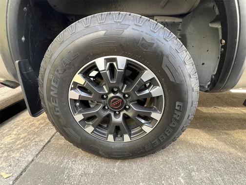 2024 Nissan Titan PRO-4X