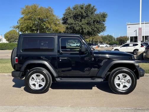 2022 Jeep Wrangler Sport S