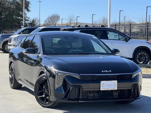2025 Kia K4 GT-Line Turbo