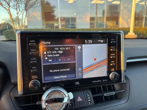 2020 Toyota RAV4 Hybrid SE