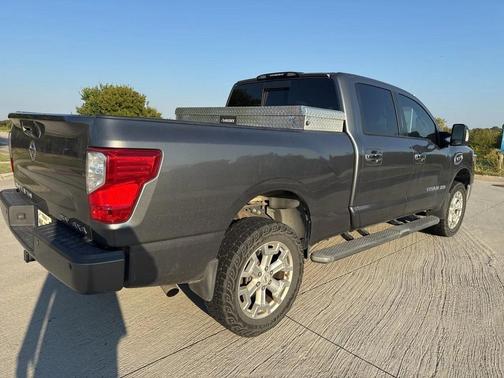 2019 Nissan Titan XD SV