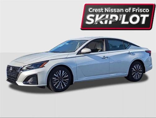 2025 Nissan Altima SV FWD