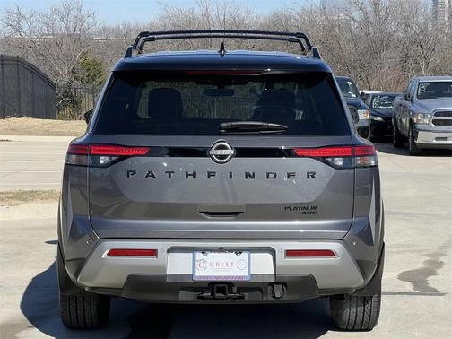 2023 Nissan Pathfinder Platinum 4WD