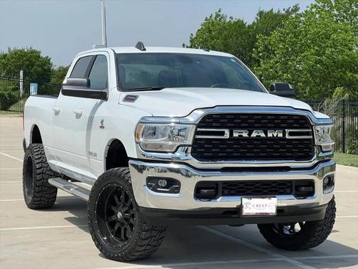 2022 RAM 2500 Big Horn Crew Cab 4x4 6'4' Box