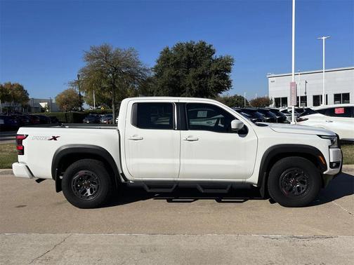 2025 Nissan Frontier PRO-X