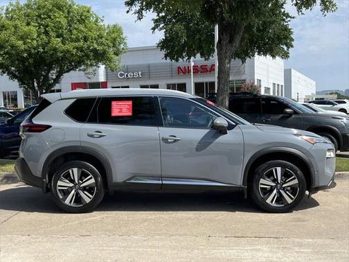 2022 Nissan Rogue SL