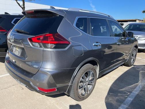 2019 Nissan Rogue SV