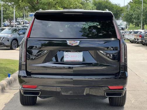 2023 Cadillac Escalade Sport
