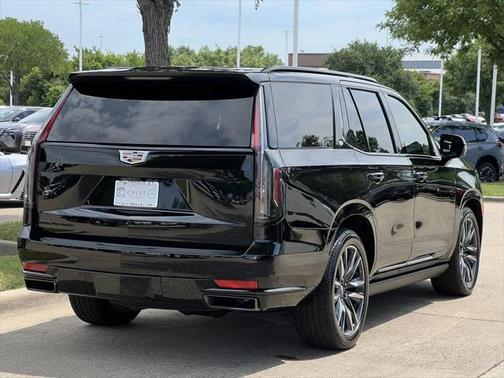 2023 Cadillac Escalade Sport
