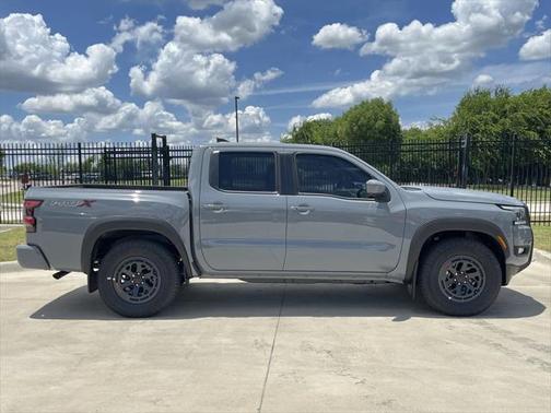 2025 Nissan Frontier PRO-X