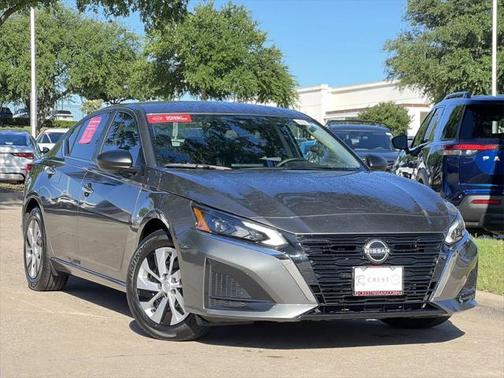 2025 Nissan Altima S FWD
