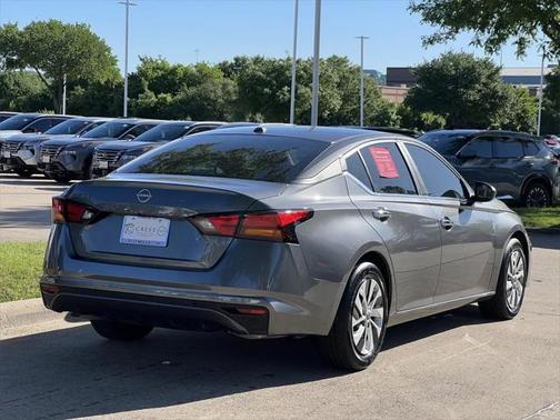 2025 Nissan Altima S FWD