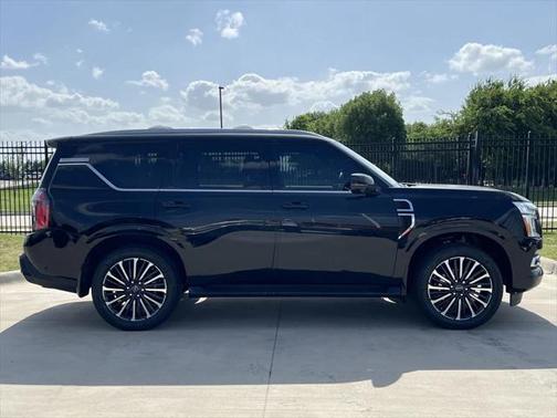 2025 Nissan Armada Platinum Reserve 2WD
