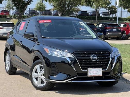 2025 Nissan Kicks S