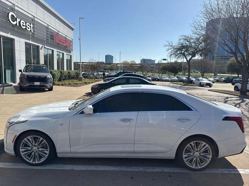 2023 Cadillac CT4 Premium Luxury