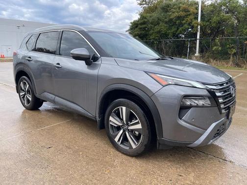 2025 Nissan Rogue SL