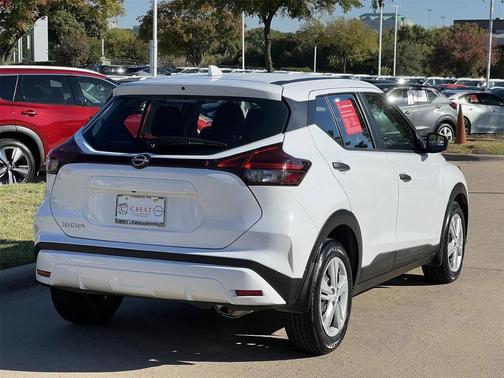 2023 Nissan Kicks S