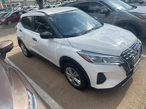 2024 Nissan Kicks S