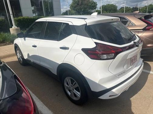 2024 Nissan Kicks S