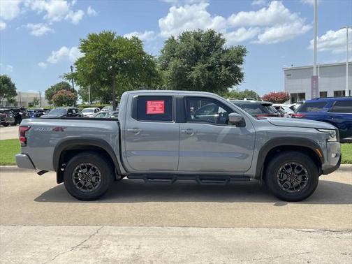 2022 Nissan Frontier PRO-4X