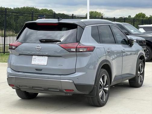 2024 Nissan Rogue SL