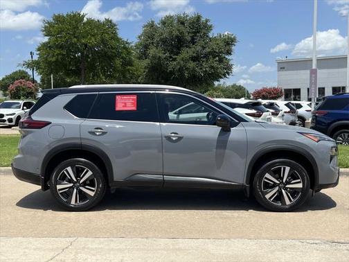 2024 Nissan Rogue SL