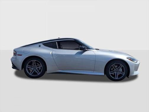 2025 Nissan Z Sport