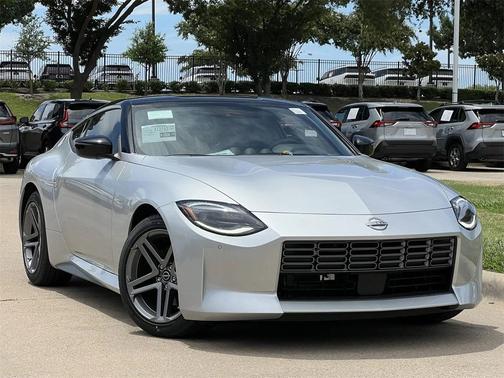 2025 Nissan Z Sport