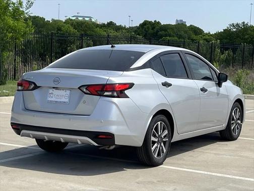 2025 Nissan Versa 1.6 S