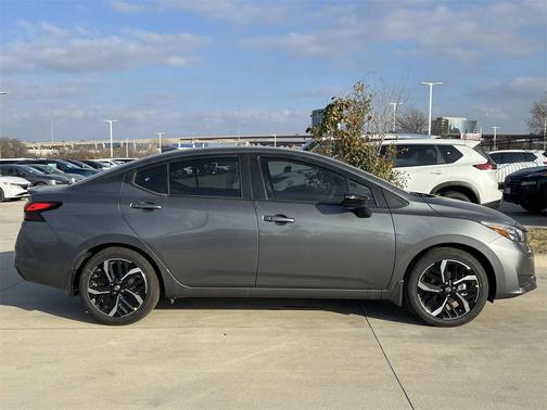 2025 Nissan Versa 1.6 S