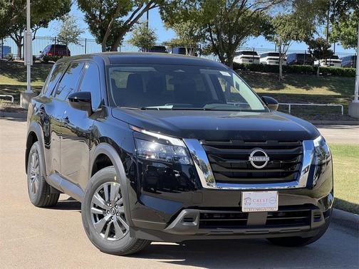 2025 Nissan Pathfinder S FWD