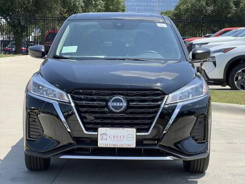 2025 Nissan Kicks S