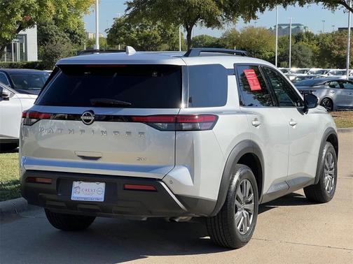 2024 Nissan Pathfinder SV FWD