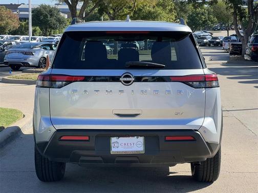 2024 Nissan Pathfinder SV FWD