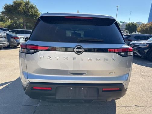 2024 Nissan Pathfinder SV FWD