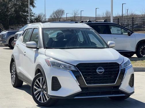 2023 Nissan Kicks SV