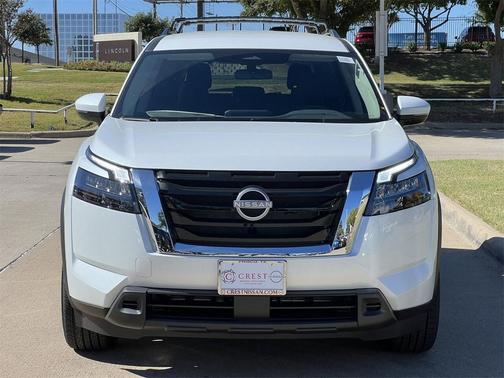 2025 Nissan Pathfinder SV FWD