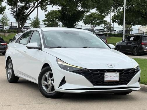 2021 Hyundai ELANTRA SE