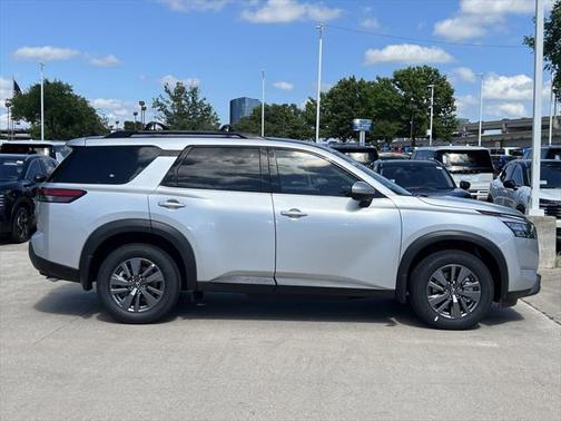 2025 Nissan Pathfinder SV FWD