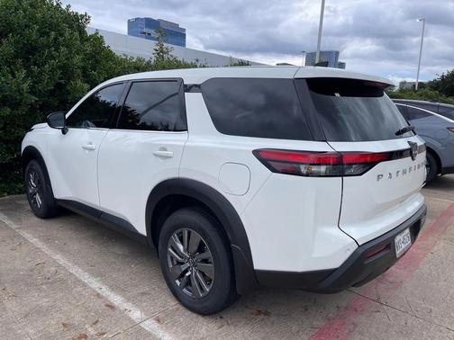 2025 Nissan Pathfinder S 4WD