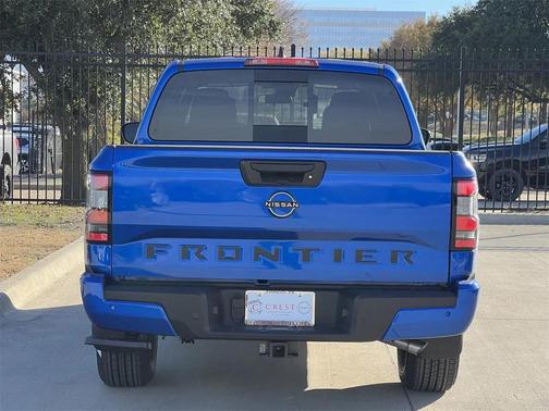 2026 Nissan Frontier SV