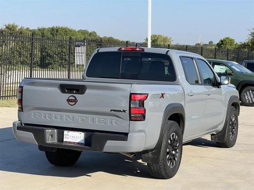 2024 Nissan Frontier PRO-X