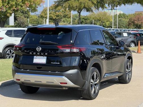 2022 Nissan Rogue Platinum